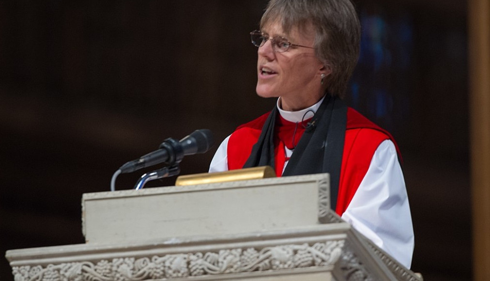 L&#039;évêque de Washington, Mariann Budde, en 2012. / ©NASA/Paul Alers, Wikimedia Commons
