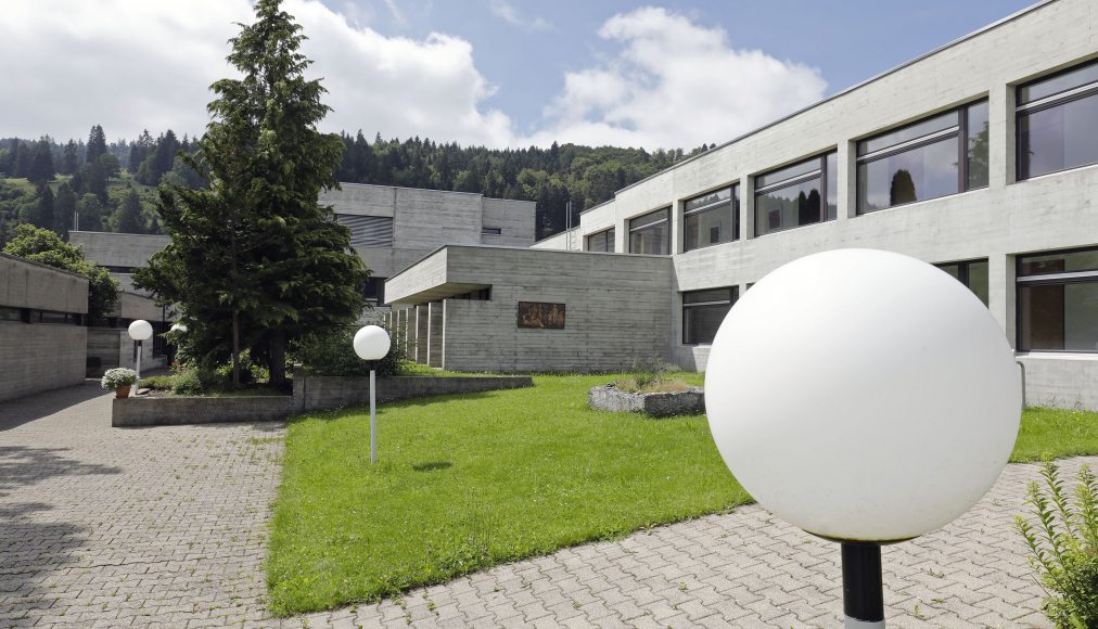 Le Centre Sornetan, situé dans le Jura bernois, appartient aux paroisses réformées de la région. / DR
