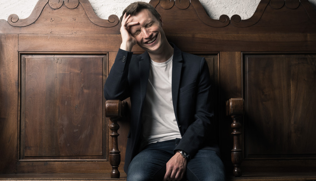 Guy-Baptiste est organiste titulaire au temple de La Tour-de-Peilz. En août, il deviendra le nouveau professeur d'orgue du Conservatoire de Lausanne. © Grégoire Fillion Guy-Baptiste est organiste titulaire au temple de La Tour-de-Peilz. En août, il deviendra le nouveau professeur d'orgue du Conservatoire de Lausanne. © Grégoire Fillion / Guy-Baptiste est organiste titulaire au temple de La Tour-de-Peilz. En août, il deviendra le nouveau professeur d'orgue du Conservatoire de Lausanne. © Grégoire Fillion