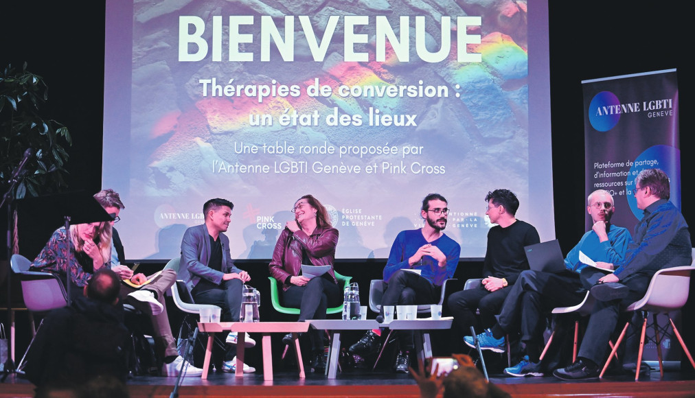Avant le colloque lausannois, une table ronde de l’Antenne LGBTI de Genève soulevait déjà le problème de ces «thérapies» en novembre 2022. Avant le colloque lausannois, une table ronde de l’Antenne LGBTI de Genève soulevait déjà le problème de ces «thérapies» en novembre 2022. / © Alain Grosclaude