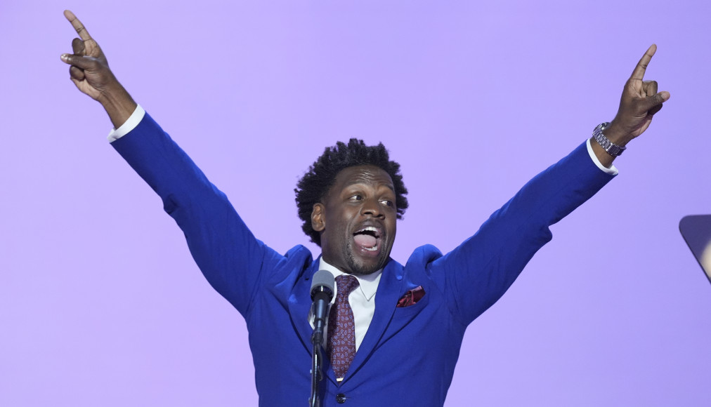 Le pasteur évangélique Lorenzo Sewell a été choisi par Donald Trump pour participer à son investiture ce lundi et délivrer sa bénédiction sur le mandat à venir. Le pasteur évangélique Lorenzo Sewell a été choisi par Donald Trump pour participer à son investiture ce lundi et délivrer sa bénédiction sur le mandat à venir. / Keystone