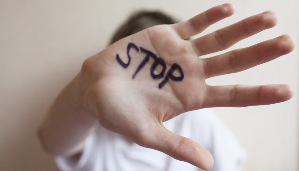 La lutte contre la violence n’a de sens que si elle dépasse les frontières. / Serghei Turcanu/iStock