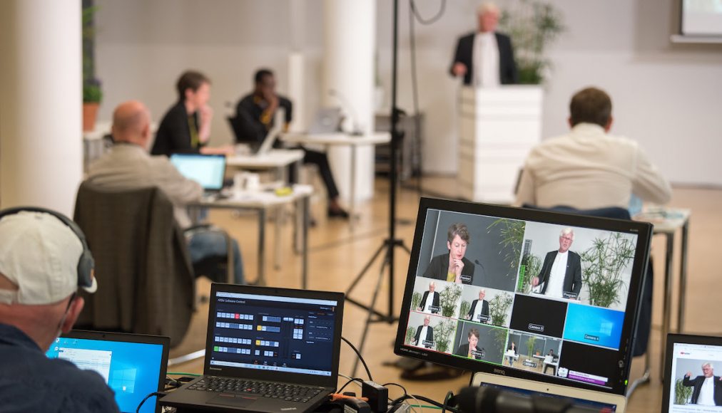 La justice sociale à l'ère numérique La justice sociale à l'ère numérique / Colloque international en ligne organisé par la WACC et le COE