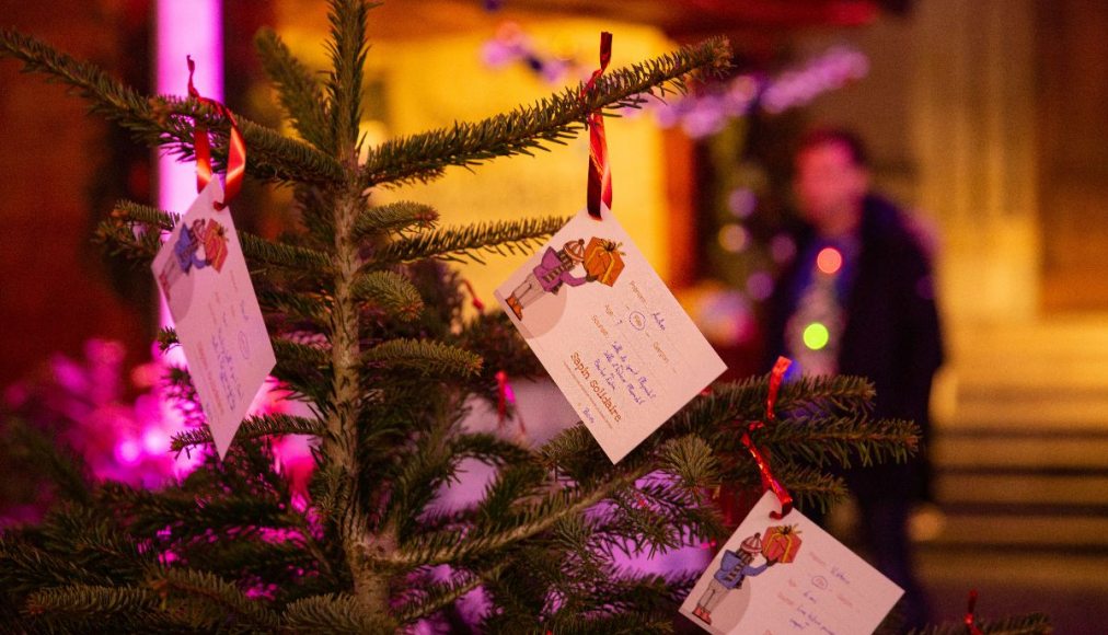 Plus de 2000 cadeaux ont été distribués. (Photo: © Stéphane Ma) Plus de 2000 cadeaux ont été distribués. (Photo: © Stéphane Ma) / Plus de 2000 cadeaux ont été distribués. (Photo: © Stéphane Ma)
